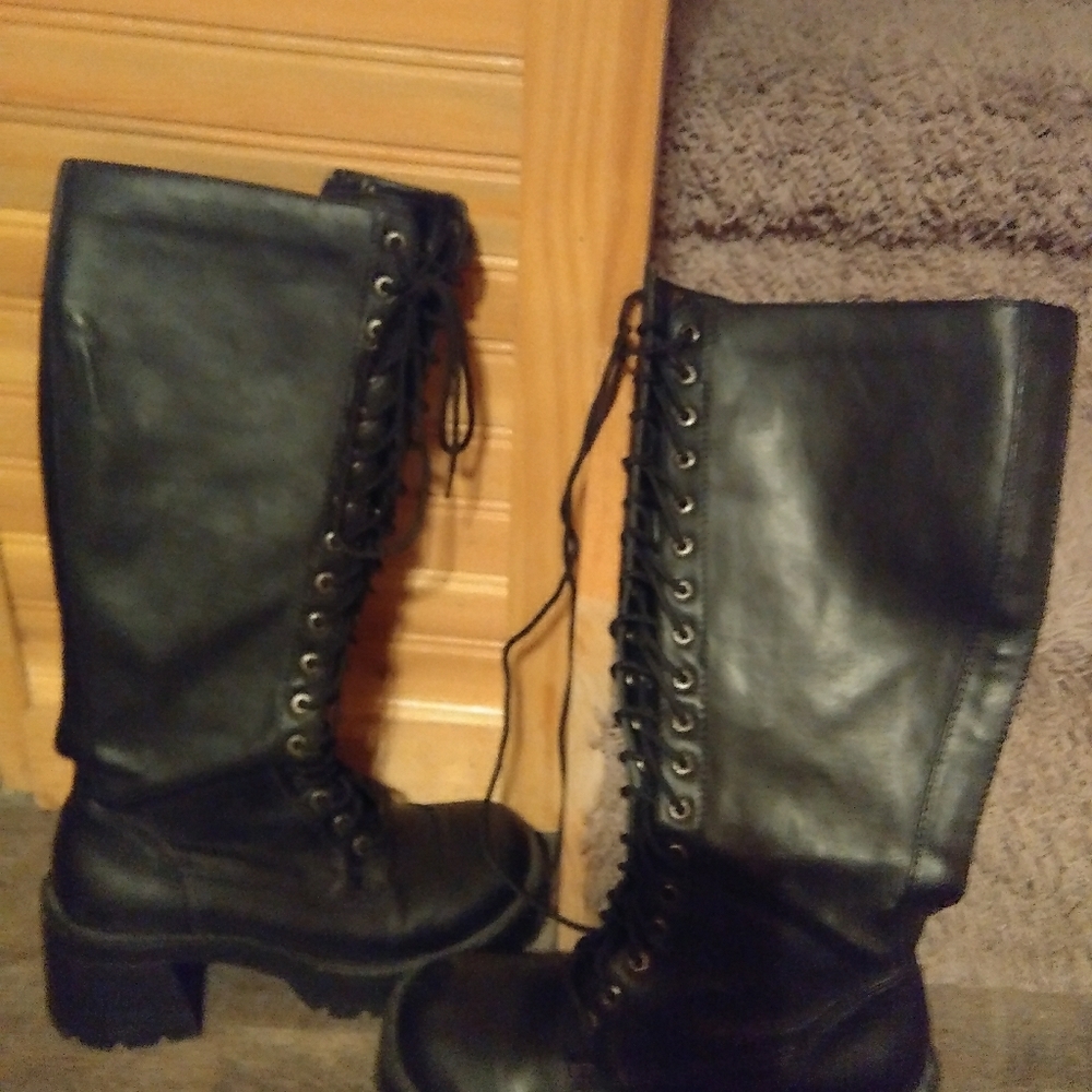 Womens Bongo Tall Leather Boots